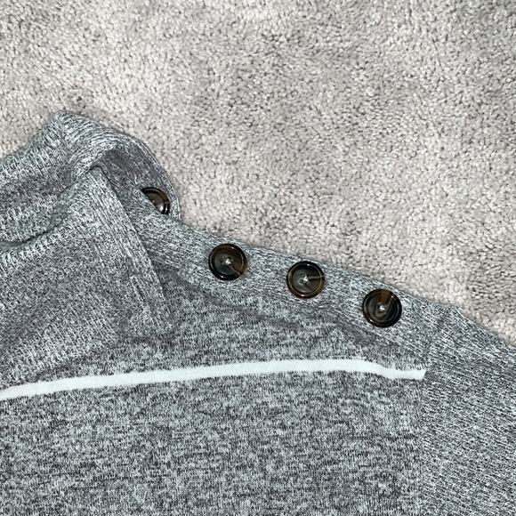 Maurices 24/7 Cowl Button Neck Gray Striped Sweater Sz S - Picture 4 of 8